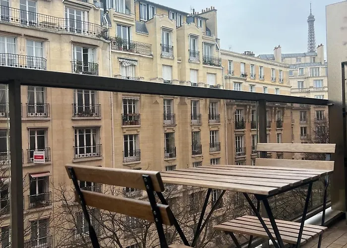 View Of Eiffel Tower Paris 16Th Arrondissement Trocadero With Terrasse